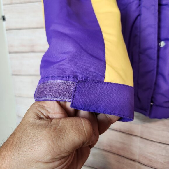 NFL Team Apparel Women's S Fuzzy Hoodie Full Zip Minnesota Vikings Quilted Inner - Picture 6 of 16